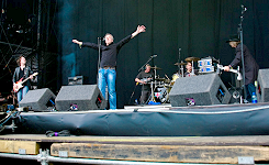 FM at Download 2010 - copyright Marty Moffatt