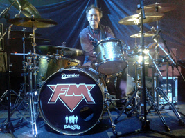 FM - Pete Jupp and his very shiny drumkit